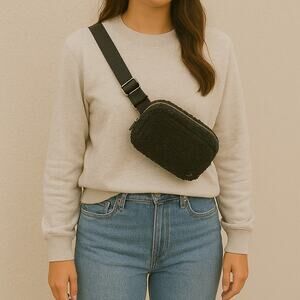 Lululemon Black Sherpa Fleece Everywhere Belt Bag Fanny Pack Crossbody LU9B185